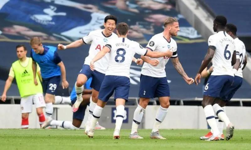 بث مباشر مباراة توتنهام هوتسبير وولفرهامبتون في الدوري الإنجليزي (لحظة بلحظة) | التشكيل