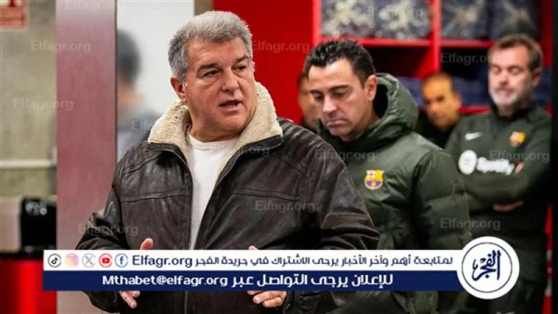 بسبب تشافي.. مدرب إشبيلية يهاجم خوان لابورتا