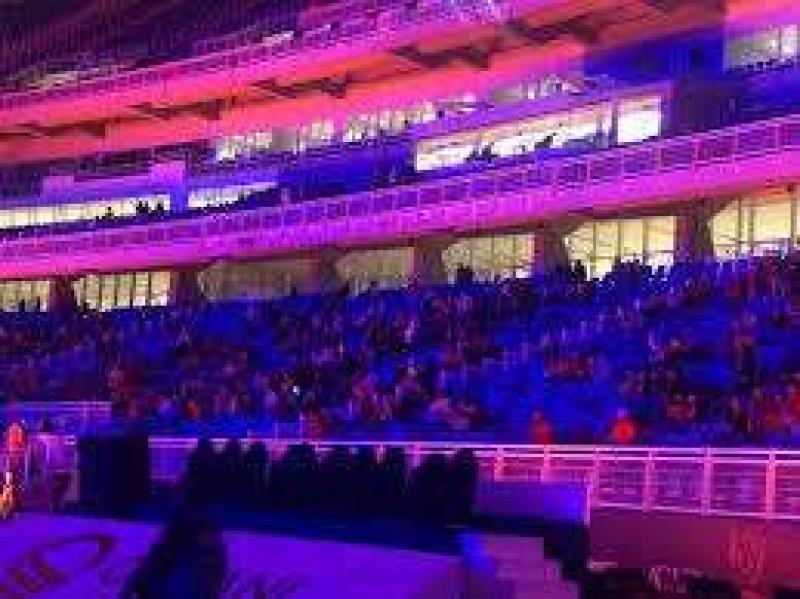 توافد الجماهير